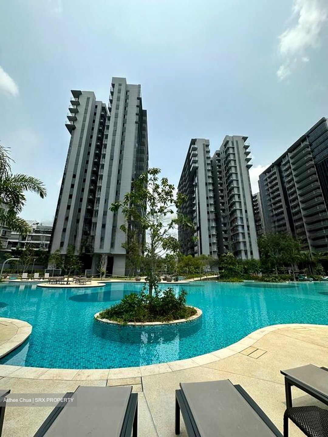The Florence Residences (D19), Apartment #495679581
